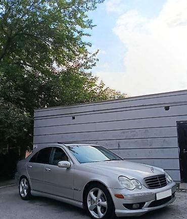 mercedes benz e250: Mercedes-Benz C 200: 1.8 l | 2005 il Sedan — 3