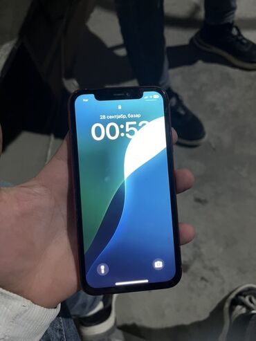 бу видеокарты: IPhone 11, Qırmızı