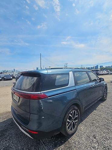sprinter 2 7: Kia Carnival: 2021 г., 2.2 л, Автомат, Дизель, Минивэн — 3