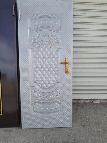 Giriş qapıları: Yeni Giriş qapısı Zamok və çərçivə ilə, Zəmanətli, Ödənişli quraşdırma, Ünvandan götürmə, Ödənişli çatdırılma, Rayonlara çatdırılma — 26