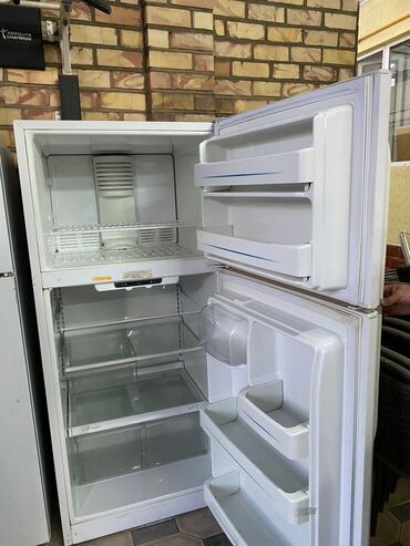 холодильники для мороженое: Холодильник Б/у, Двухкамерный, 75 * 167 * 70