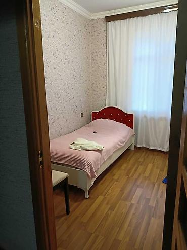 rus bazarı: Bakı, 3 otaqlı, Köhnə tikili, 85 kv. m — 4
