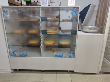 ккм касса: Продаю Витрина кондитерская с кассой реальным клиентам есть уступка