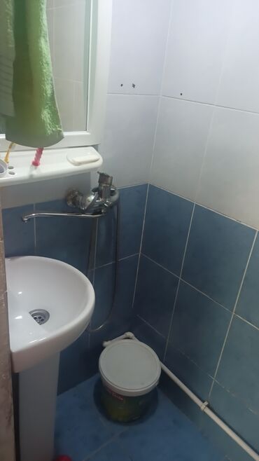 7 mkr satilan evler: Sumqayıt, 2 otaqlı, Köhnə tikili, 35 kv. m