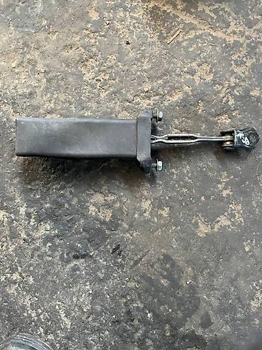 down pipe: Nissan Pathfinder R50 ограничитель двери, Ниссан Патфайндер Р50 — 3