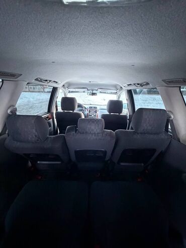 Toyota: Toyota Avensis Verso: 2001 г., 2 л, Механика, Бензин, Минивэн — 12