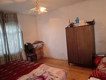 xırdalan 3 otaqlı evlər: RAZILAŞMA YOLU İLƏ. EV OBYEKTLƏ BİRLİKDƏ SATILIR Binə savxozda 4 — 6