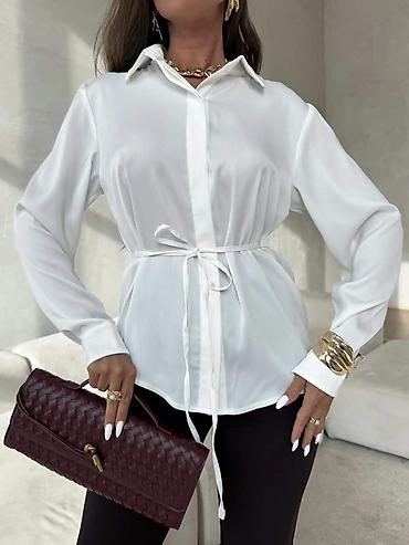 Košulje: ##Košulje
Cena 2300
Uni vel.
V17 — 1