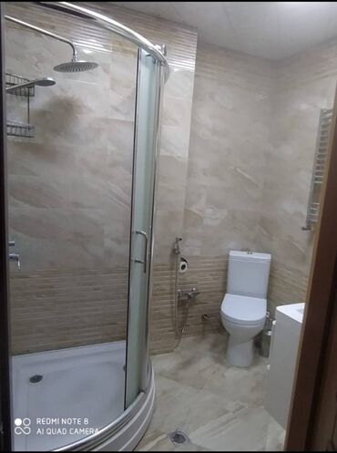 Uzunmüddətli kirayə mənzillər: Köroğlu metrosuna yaxın 13 mertebeli binanın 5-ci mərtəbəsində — 2