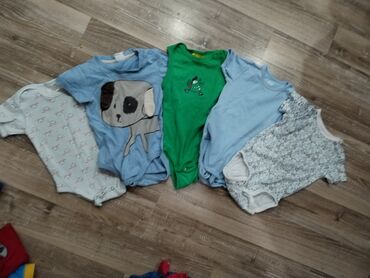 stradivarius majice: Set: T-shirt, Trousers, Shorts, 56