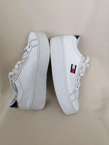 Patike: TOMMY HILFIGER kozne patike br 39 TOMMY HILFIGER original patike — 1