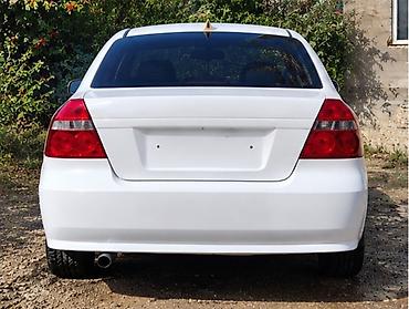 Chevrolet Aveo sedan – ağ rəng, 4 qapı, kompakt və qənaətcil şəhər lalafo.az -da Chevrolet Aveo sedan – ağ rəng, 4 qapı, kompakt və qənaətcil şəhər