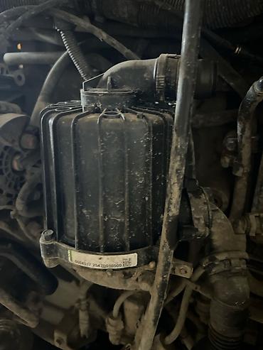 приточный клапон: Клапан вентиляции картерных газов (КВКГ) для RENAULT T-series тягач — 1