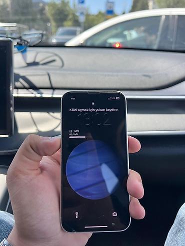 macbook pro m4 pro: IPhone 13, 128 GB, Ağ, Face ID, Simsiz şarj — 3