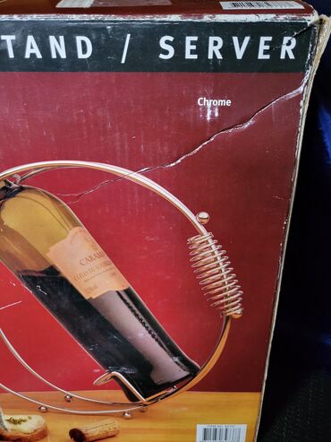 Ostalo posuđe: Drzac,vintaz, nov za flase od hroma. Visina. 26cm — 4