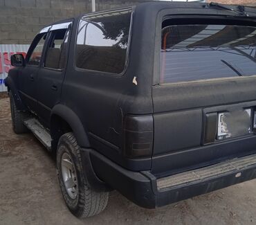 срочно срочно продам машину: Toyota Hilux Surf: 1993 г., 2.4 л, Автоматтык, Дизель, Жол тандабас