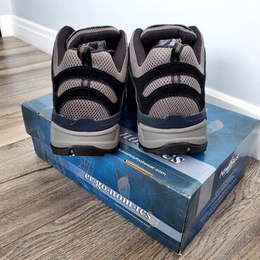 красовки из америки: Мужские кроссовки для работы бренда Nautilus Saety Foot 46 размера. На