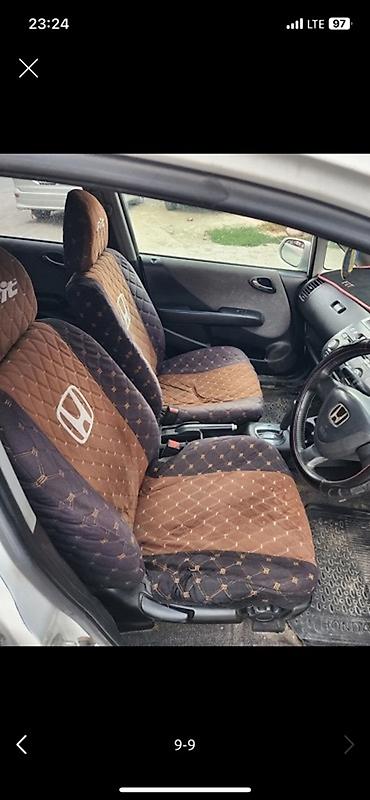 Honda: Honda Fit: 2002 г., 1.3 л, Вариатор, Бензин, Хэтчбэк — 6