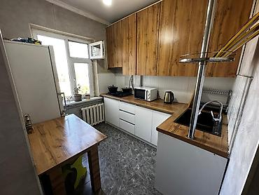 Продажа квартир: 3 комнаты, 60 м², Аламедин-1 мкр 105 серия, 5 этаж, Свежий ремонт — 1
