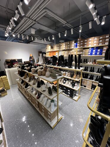 Стеллажи: На заказ изготовим стеллажи, кронштейны, стойки, примерочные со — 11