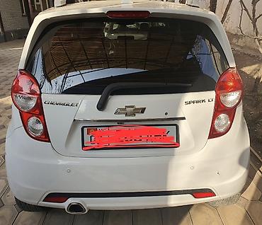 Chevrolet: Chevrolet Spark: 2015 г., 1 л, Вариатор, Бензин, Хэтчбэк at lalafo.kg — 3 Chevrolet: Chevrolet Spark: 2015 г., 1 л, Вариатор, Бензин, Хэтчбэк — 3