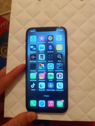 Apple iPhone: IPhone X, Б/у, 64 ГБ, Черный, Зарядное устройство, 100 %