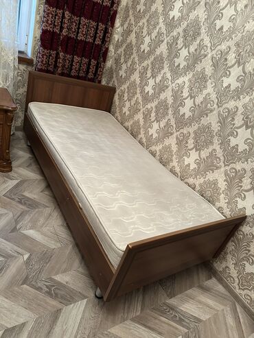 tek neferlik yataq ikinci el: İşlənmiş, Təknəfərlik çarpayı, Bazalı, Matras ilə, Siyirməsiz