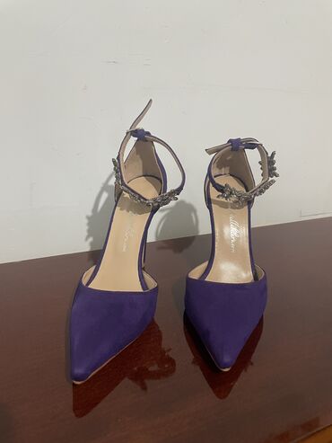 Tuflilər: Tuflilər, Ölçü: 39, rəng - Qara, İşlənmiş -da lalafo.az — 3 Tuflilər: Tuflilər, Ölçü: 39, rəng - Qara, İşlənmiş — 3