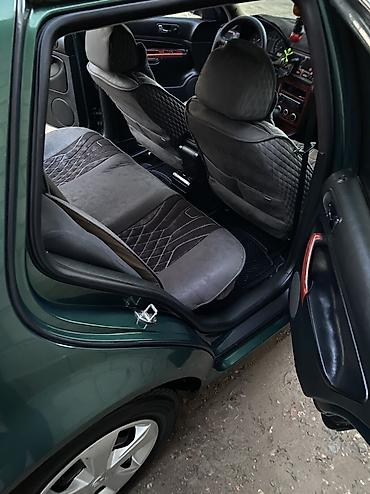 Volkswagen: Volkswagen Golf: 1999 г., 2 л, Механика, Бензин, Хэтчбэк — 13