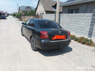 малга машина алмашам: Toyota Avensis: 2004 г., 1.8 л, Механика, Бензин, Седан