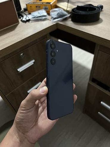 Скупка техники: Samsung A25 Память : 256 фейс тач все работает косяк только дисплей — 1