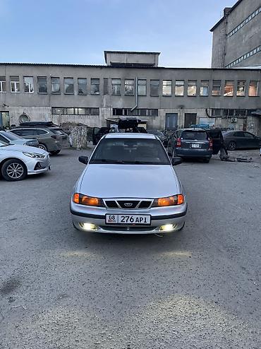 Daewoo Nexia: 2003 г., 1.5 л, Механика, Бензин, Седан
