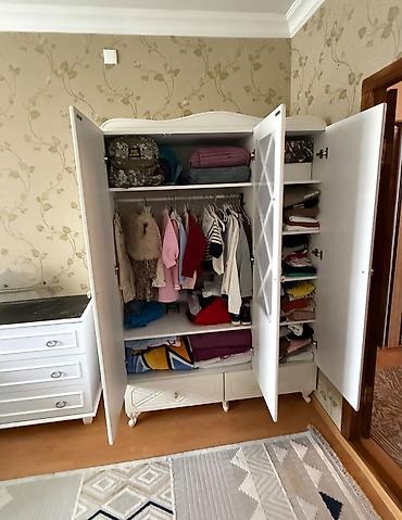 Uşaqlar üçün digər mallar: Uşaq dolabı satılır. Yaxşı vəziyyətdədir, defekti yoxdur. Membran — 2