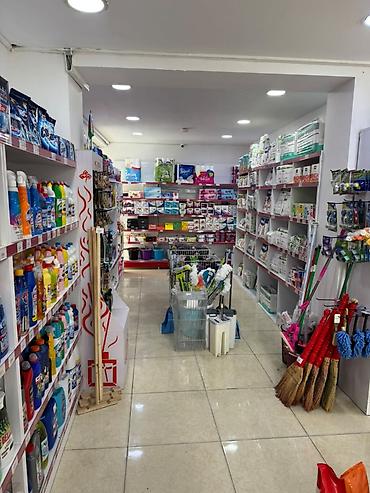 makro: Hazır fəaliyyət göstərən qeyri-qida mağazası və ofis satılır. Profil — 6