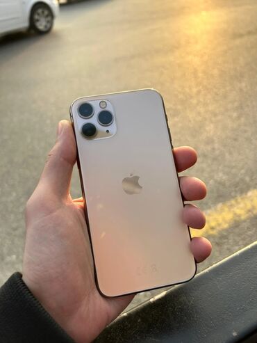 Apple iPhone: IPhone 11 Pro, 256 GB, Qızılı, Face ID — 1