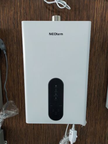радиатор комби: NEOTERM markalı, ağ rəngli, divara quraşdırılan su qızdırıcısı