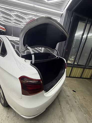 Dongfeng: Dongfeng Aeolus Haoji: 2022 г., Автомат, Электромобиль, Седан — 9