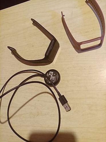 samsung gear: Smart saat əlavə kəmər və zaryatka şunuru ilə birlikdə satılır — 1