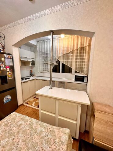 без посредников: 2 комнаты, 69 м², 106 серия, 2 этаж