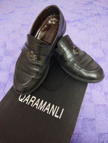 Ножи: Qaramanlı kişi mokasinləri - Rəng: qara - Material: dərili üst