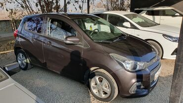 Chevrolet: Chevrolet Spark: 2016 г., 1 л, Вариатор, Бензин, Хэтчбэк — 4