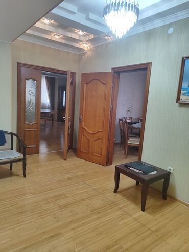 снять квартиру в беловодске луганской области: 4 комнаты, 160 м², Элитка, 7 этаж, Евроремонт