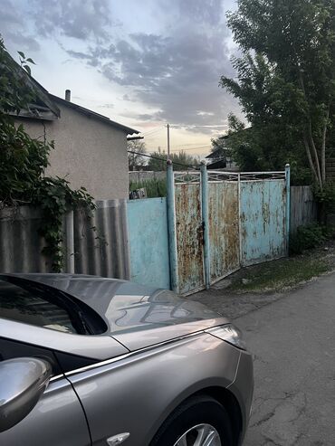 жер участок бишкек: Үй, 60 кв. м, 2 бөлмө, Менчик ээси, Эски ремонт