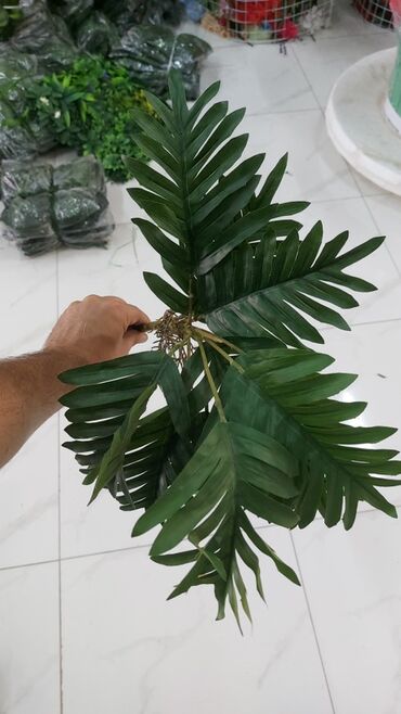 Süni güllər: Süni asma yaşıl bitki bəzəyi - Material: yüksək keyfiyyətli plastik — 41