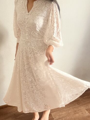 белая женская платье: Цвет - Белый