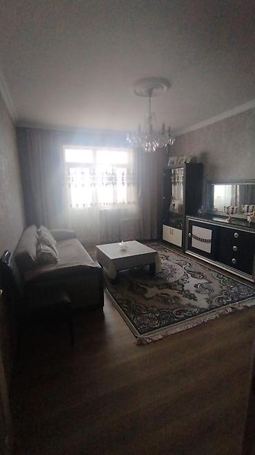 Mənzillər: Bakıxanov qəs., 3 otaqlı, Yeni tikili, m. Koroğlu, 92 kv. m — 6