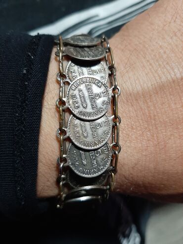 Narukvice: Narukvica napravlena od novcica 5 centi San Marino iz godine 1936 na lalafo.rs — 2 Narukvice: Narukvica napravlena od novcica 5 centi San Marino iz godine 1936 — 2