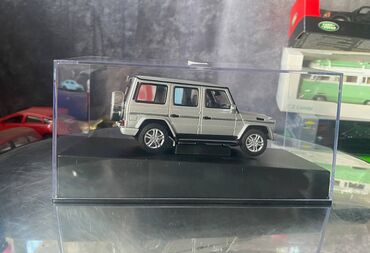 Avtomobil modelləri: Коллекционная модель Mercedes-Benz G-class W463 silver 2012 AutoArt — 8