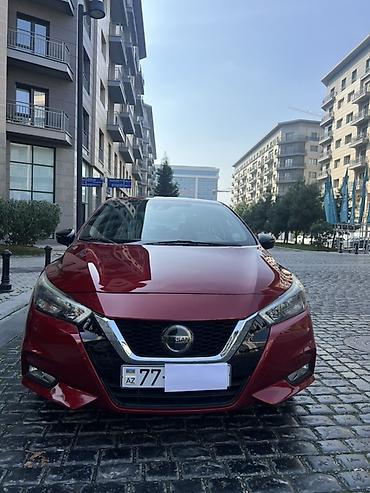 prado satisi: Nissan Versa (yeni nəsil) sedan – al qırmızı rəngli, şəhər üçün ideal — 1