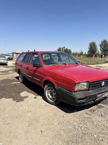 фолсваген т 4: Volkswagen Passat Variant: 1989 г., 1.6 л, Кол менен иштөөчү, Дизель, Универсал — 1